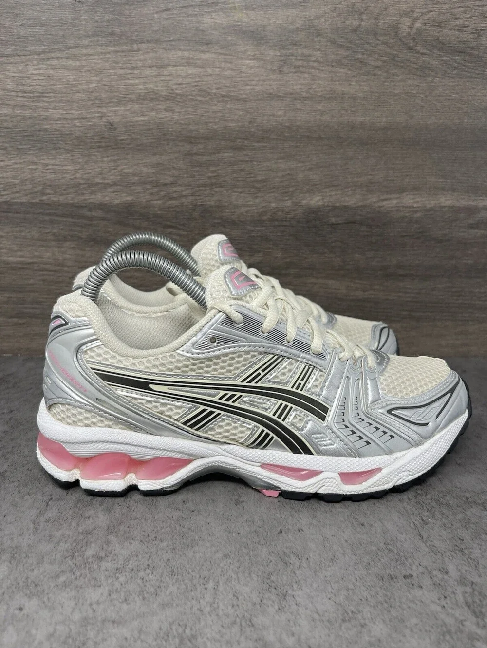 Asics trusstic shop